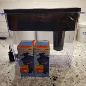 Brita 27 cup water dispenser with 2 new filters